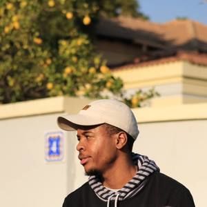 Meet your Posher, Vuyile